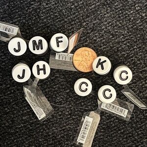 Crocs Jibbitz white tiny friendship letter, qty 1